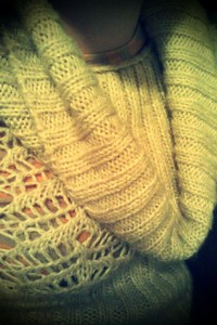 FxCam_sweaterdetail