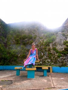 tie-dye-hippie-dress-in-Puerto-Rico